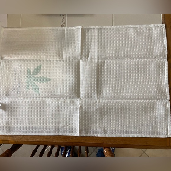 🔴 4/$15 Green Leaf Design Kitchen Towel - Picture 4 of 6